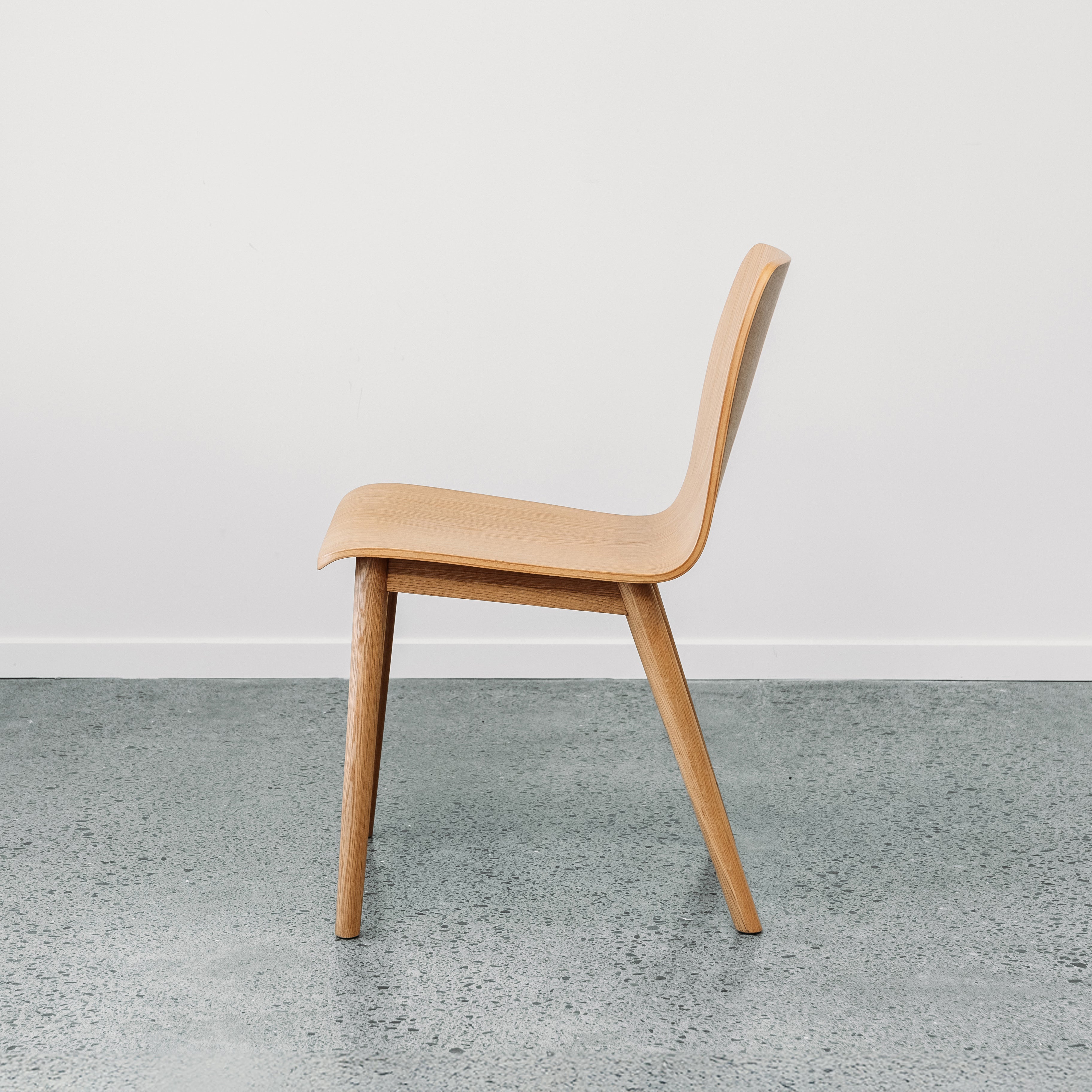 Breda dining chair in natural