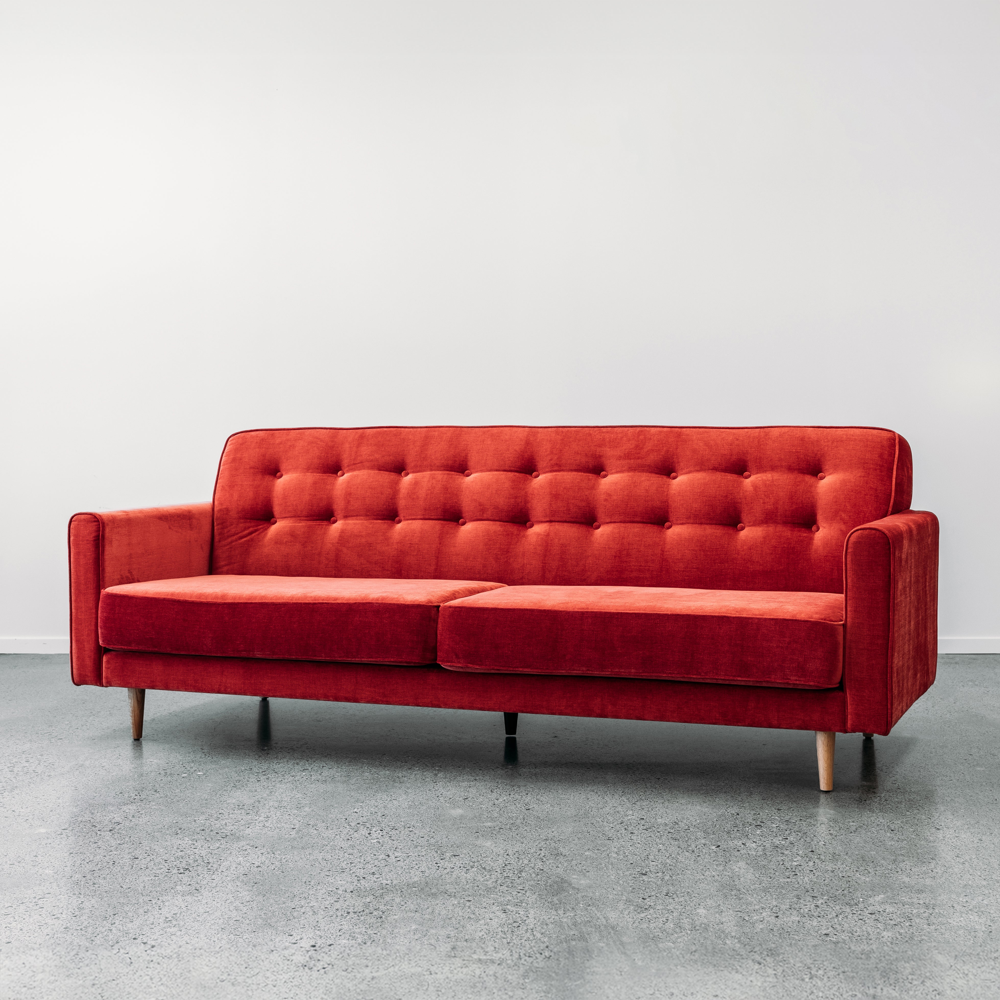 Ventura 3 seat sofa in orleans hibiscus