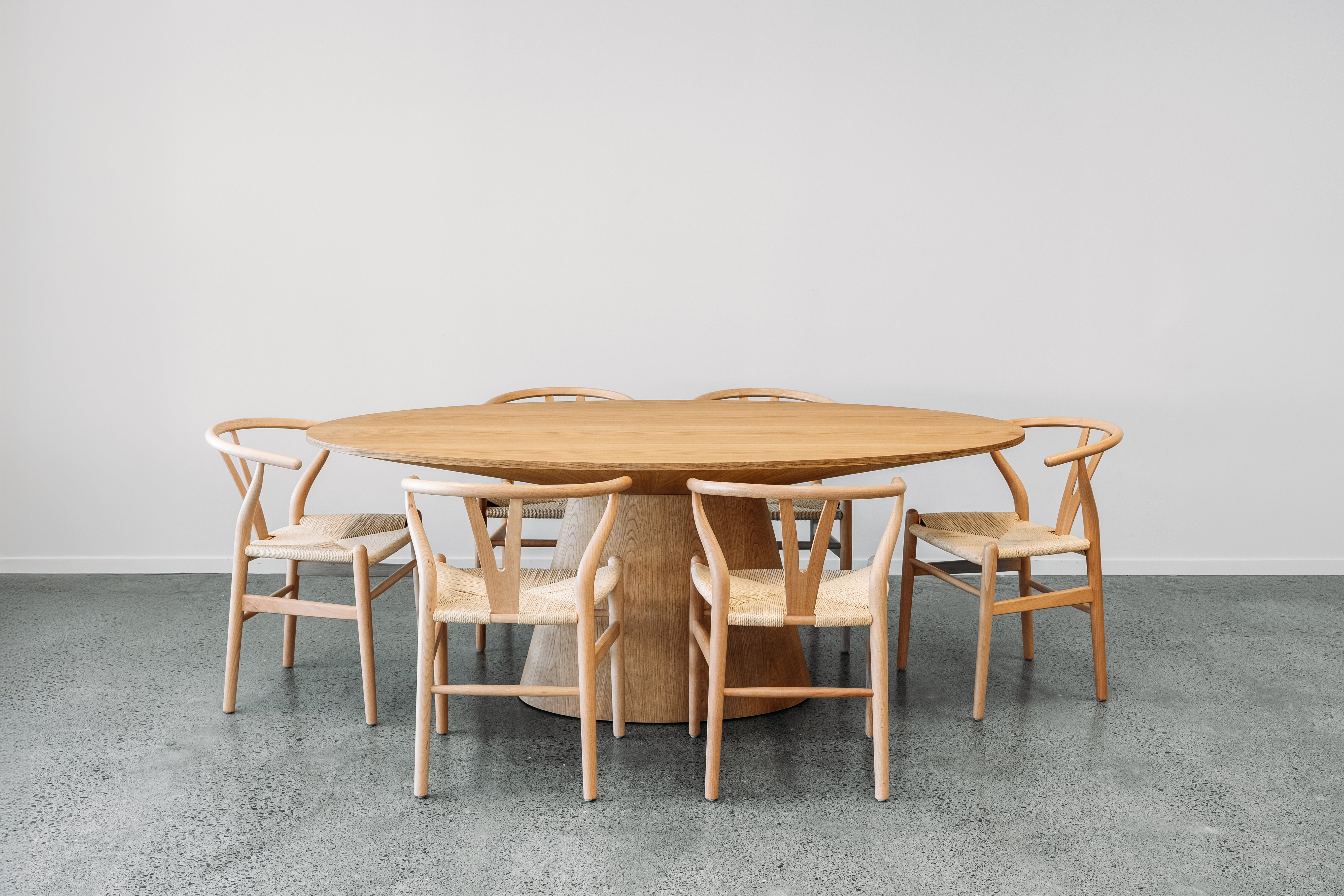 Alice Oval dining table in oak