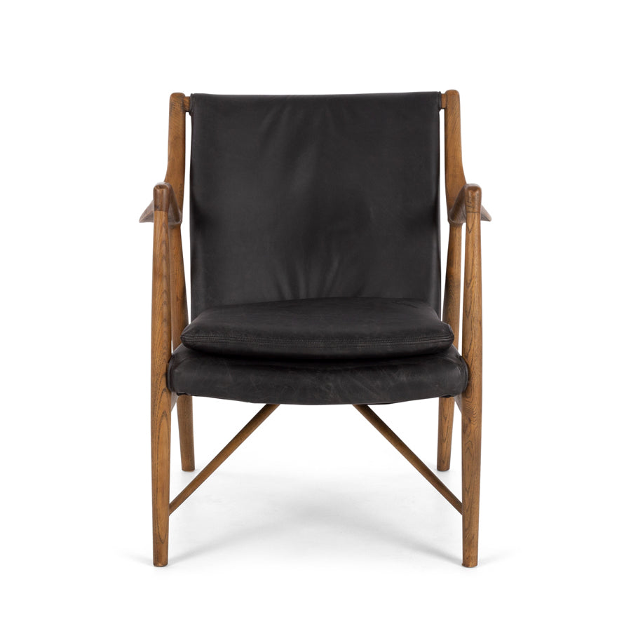 Finn armchair in black leather 