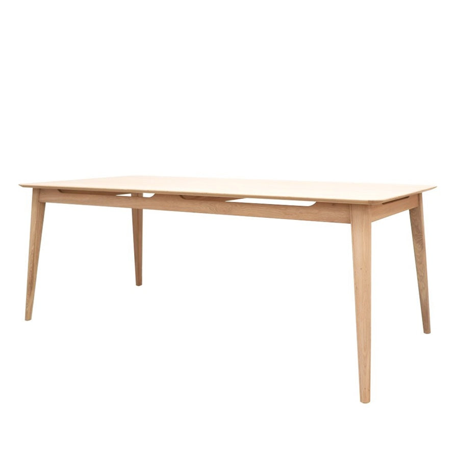 Kaishama dining table 2200 in oak