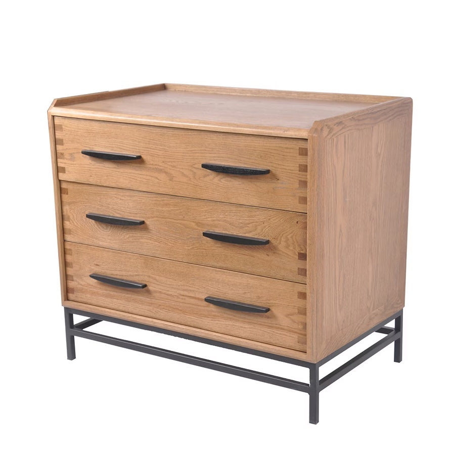 Krona 3 drawer chest in oak 