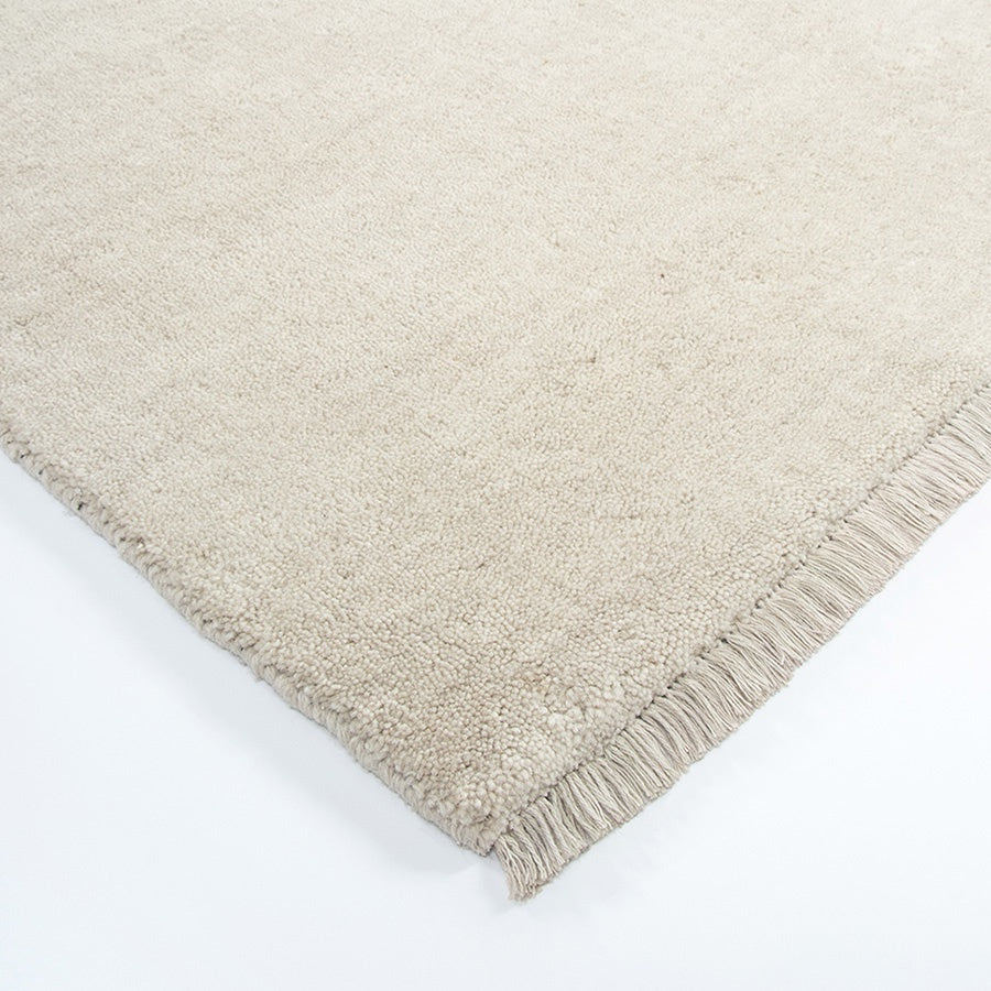 Sandringham wool rug in Merino