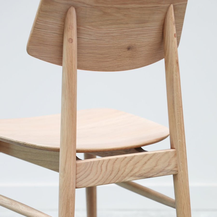 Kaishama dining chair in oak