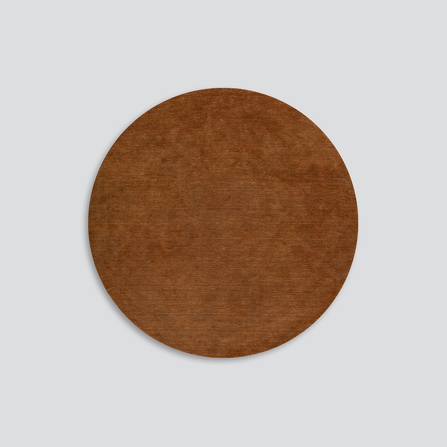 Sandringham round wool rug in Pecan 