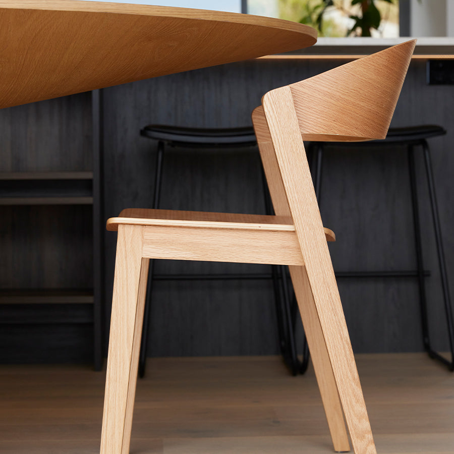 Read dining chair in natural