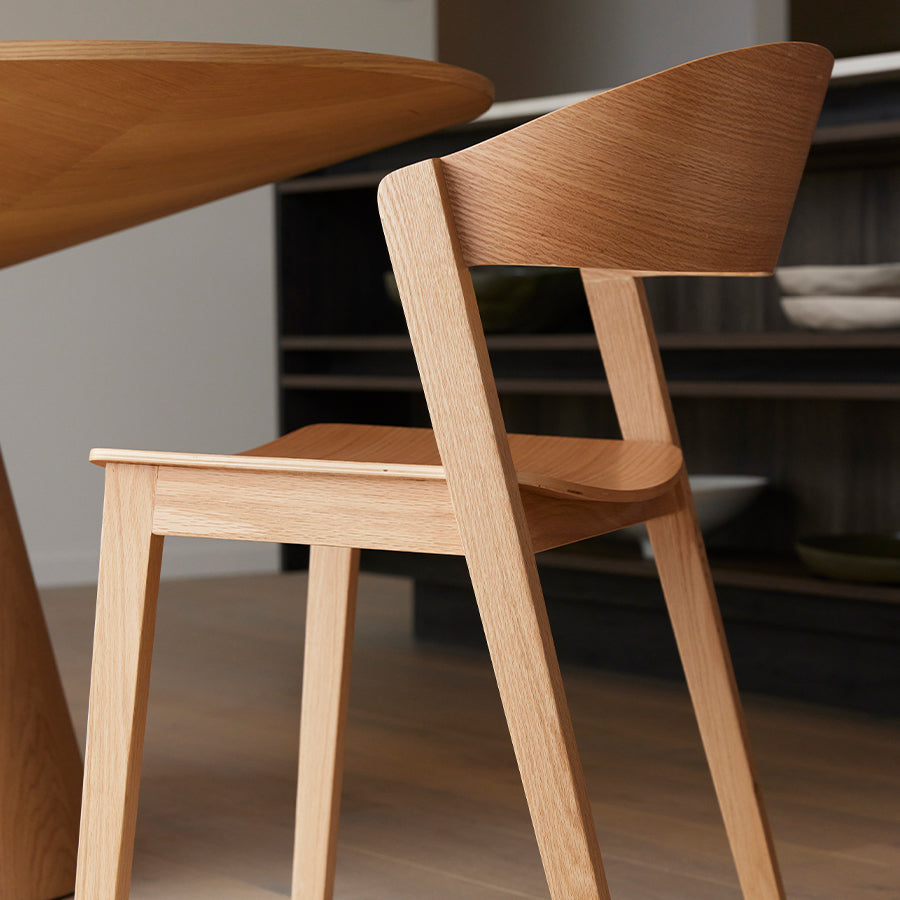 Read dining chair in natural