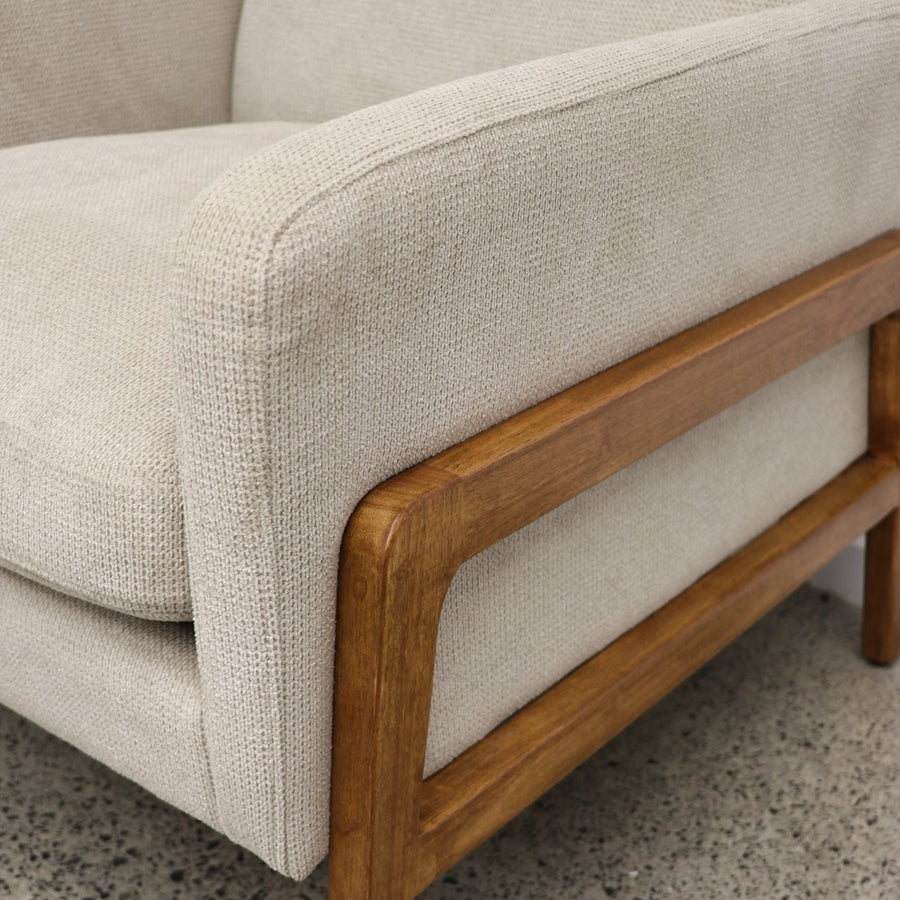 Sawyer sofa in beige