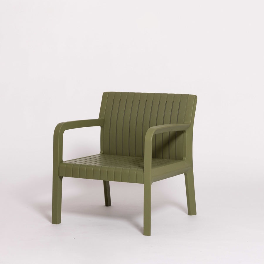 Story armchair in olive