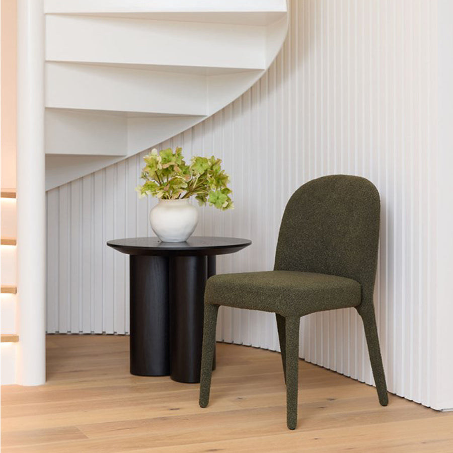 Tres dining chair