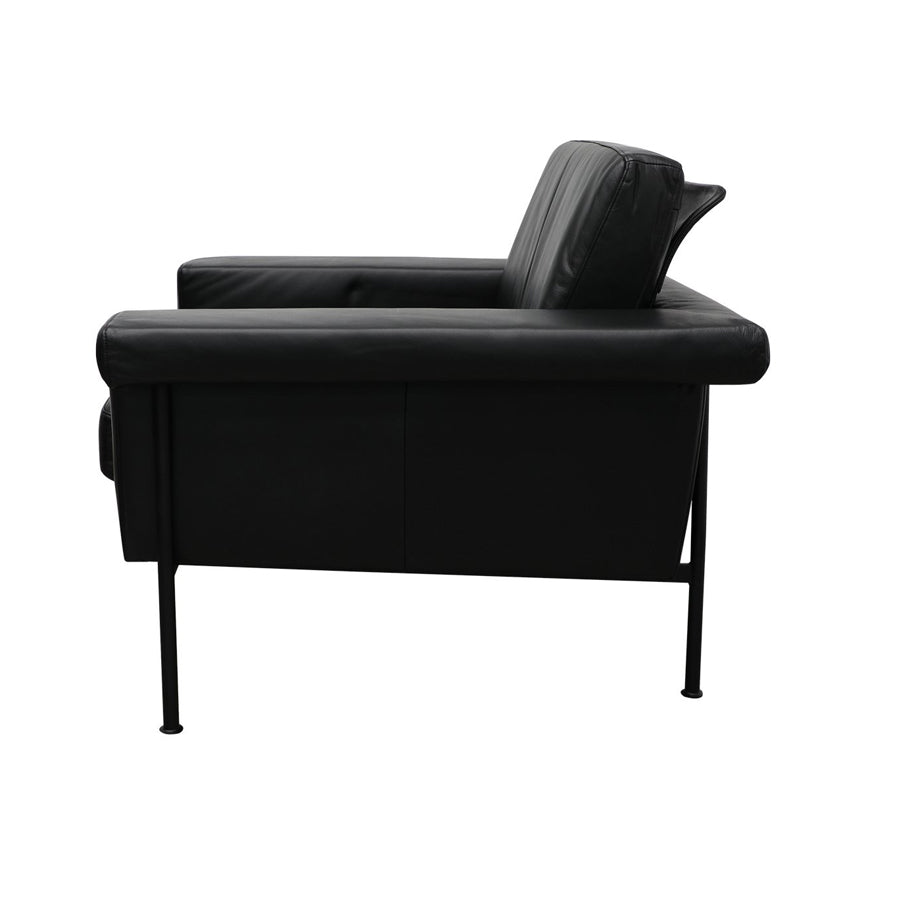 Monte Carlo leather armchair in black