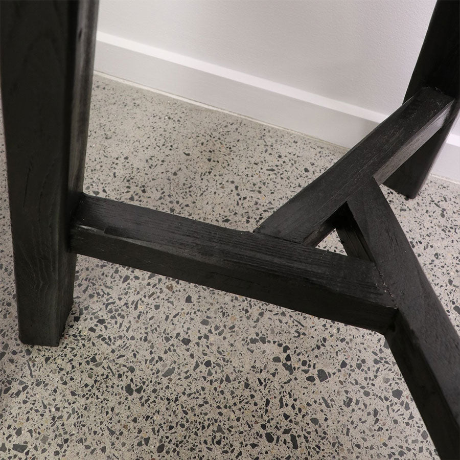 round barstool in black